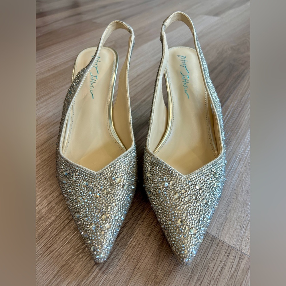 Betsey Johnson Clark Heels Gold Sling-Back Rhinestone 9.5 - Picture 2 of 10